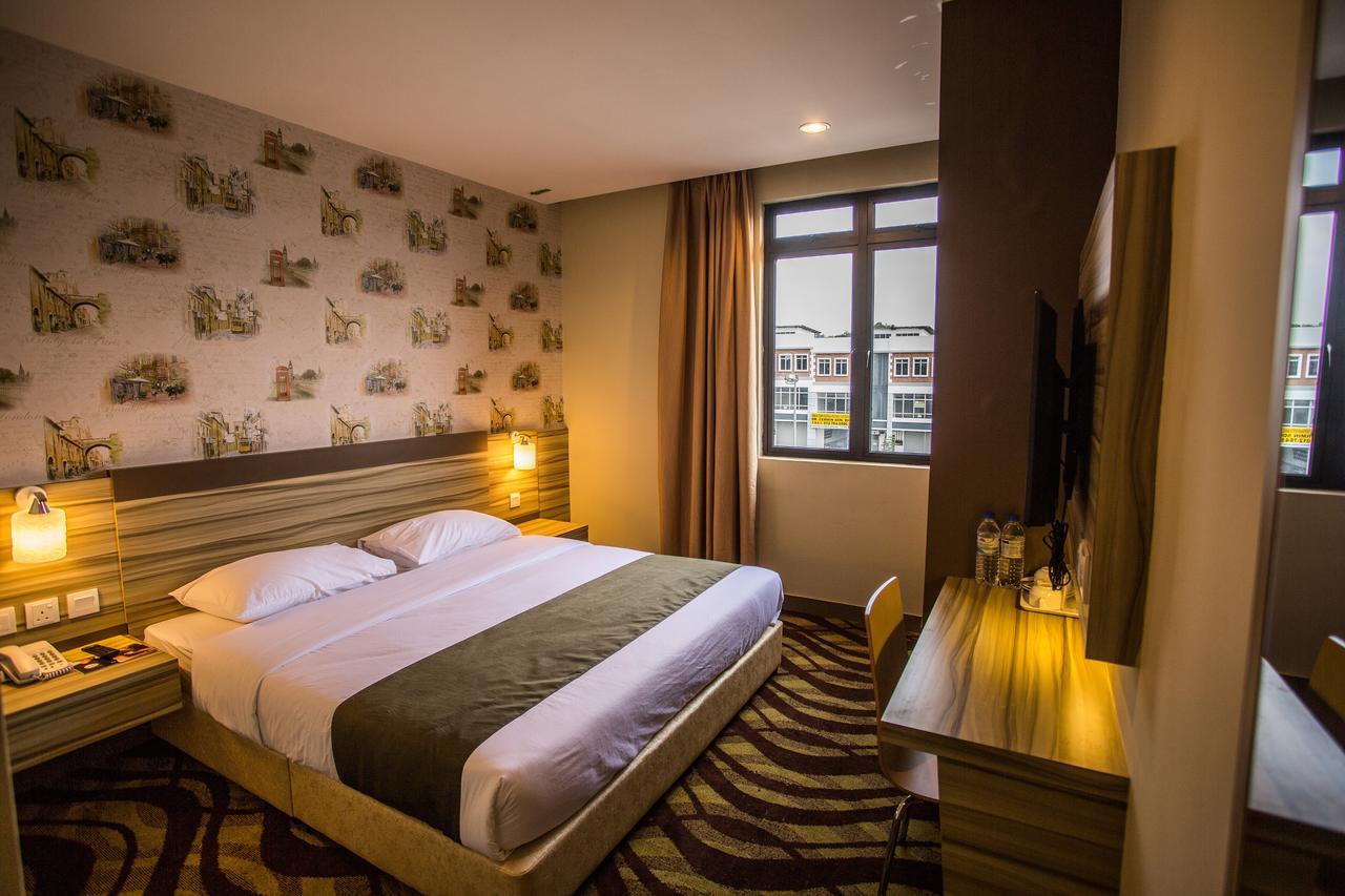Hotel Zamburger Victory City Johor Bahru Zimmer foto